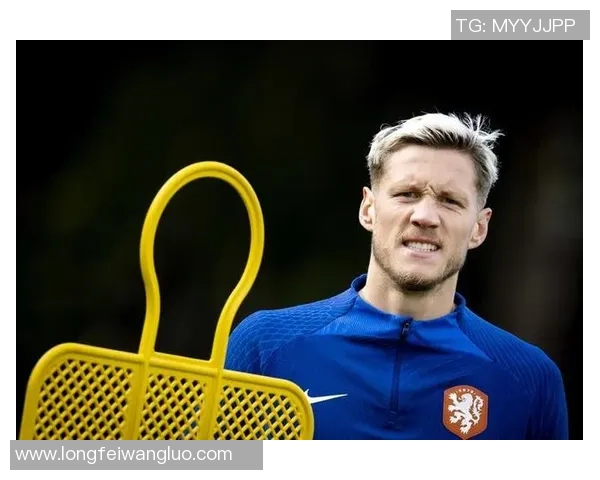 荷兰足球队速度之王:跑得最快的球员及其传奇故事 荷兰足球队速度之王:跑得最快的球员及其传奇故事